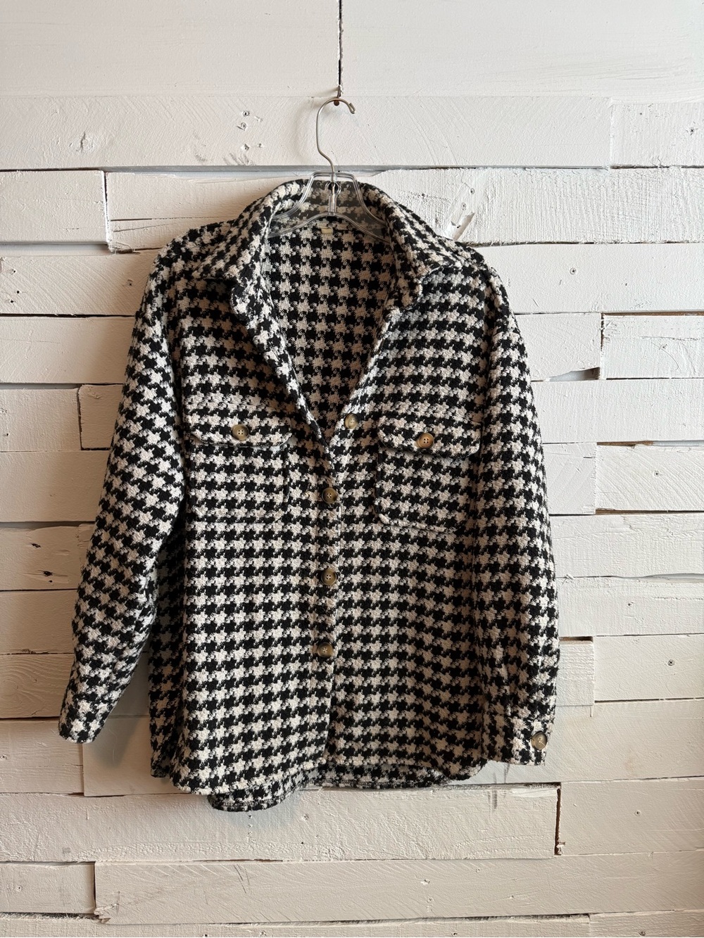 Black & White Houndstooth Button-Front Shirt Jacket